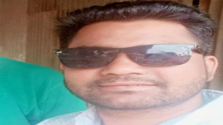 কাজিপুরে দুই সন্তানের জননীকে নিয়ে উধাও হওয়ার অভিযোগ যুবদল নেতার বিরুদ্ধে...