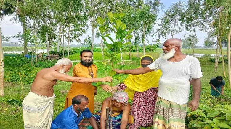 রায়গঞ্জে ৫ নং চান্দাইকোনা ইউনিয়ন পরিষদের উদ্যোগে ব্যাপক পরিস