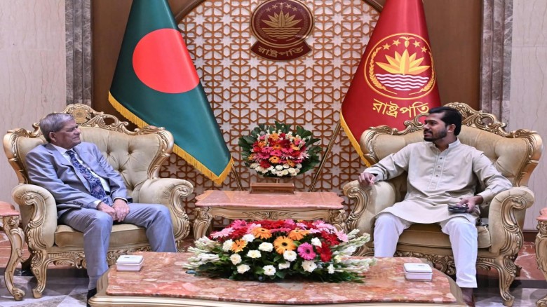 রাষ্ট্রপতি মির্জা ফখরুলের সঙ্গে গণঅধিকার পরিষদ নেতাদের সৌজন্