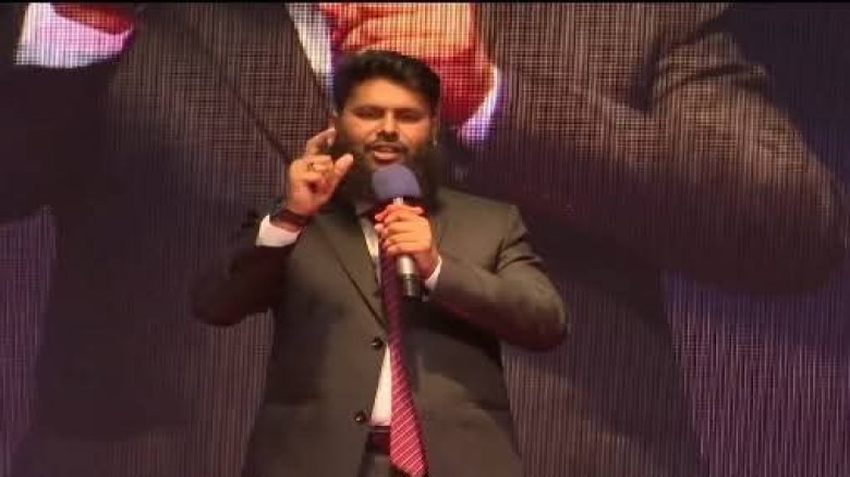 কথায় অনুপ্রেরণা, কাজে পরিবর্তন—মাহবুব আলমের নতুন পথচলা...