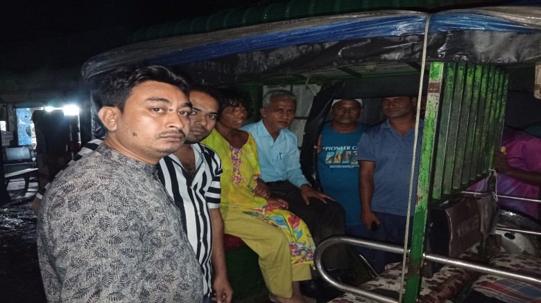 তারাগঞ্জে অসহায় নারী উদ্ধার, গ্লোরির আশ্রয়ে পাঠালেন যুবদল নেতারা।...
