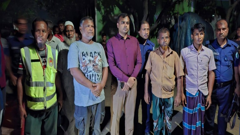 রংপুরের তারাগঞ্জ খিয়ারজুম্মায় জুয়ার আসরে অভিযান গ্রেপ্তার ২-...